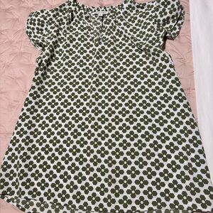 Green and White Floral Sleeveless Blouse